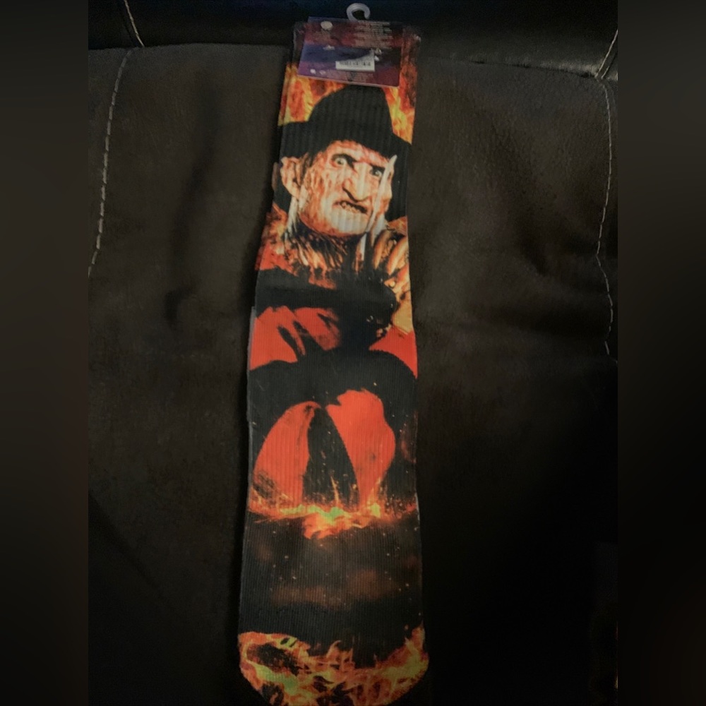HYP mens nightmare on elm st crew socks size 6-12